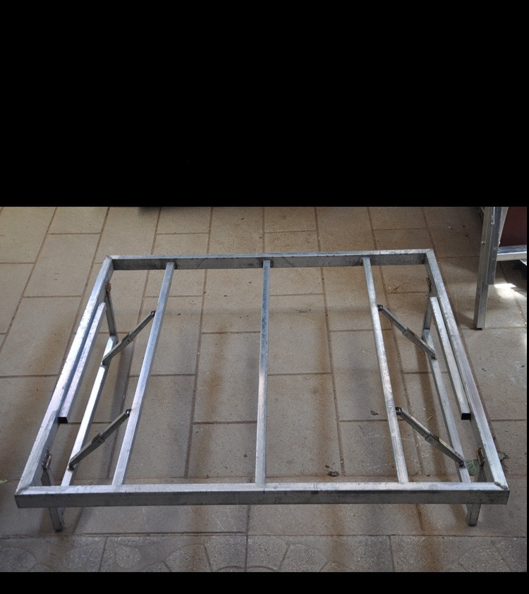 Easy to build a T-stage for performances and events 34