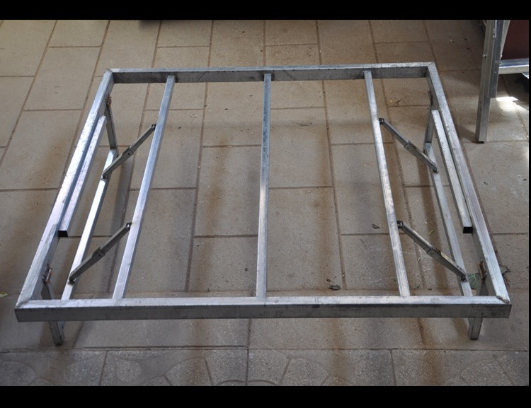 Thickened and movable outdoor activity stage 32